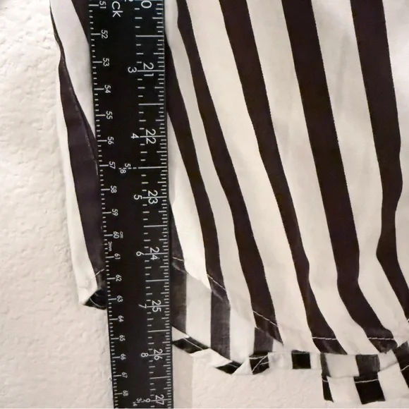 Boutique Oversized Boxy Bold Striped Button Down Coastal Minimalist Resort Retro - Picture 6 of 8